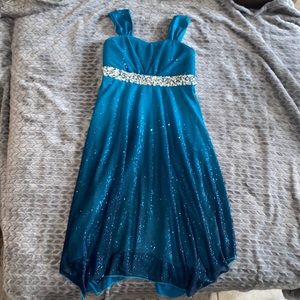 Girls sparkle dress